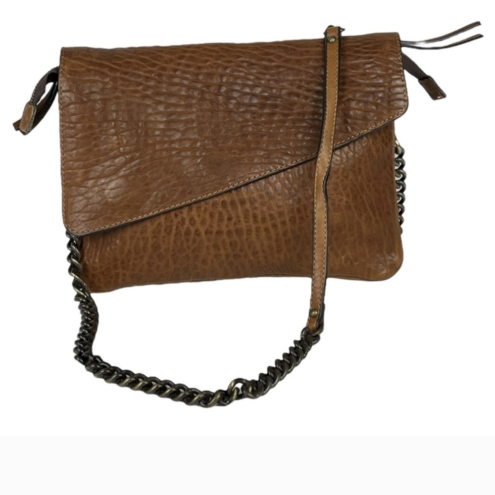 MAXON COLLECTION PEBBLED LEATHER TAN ASYMMETRIC FLAP CHAIN STRAP CROSSBODY BAG